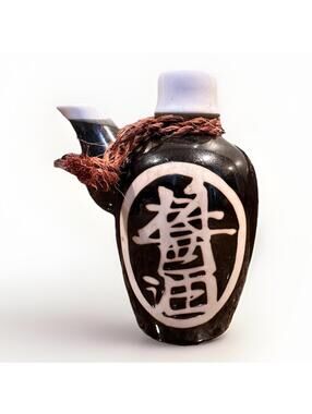 Glossy Black Traditional Japanese Soy Sauce Dispenser Flask Set Japan NO CORK!